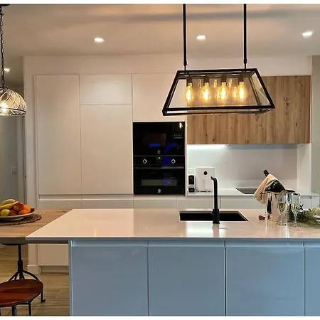 Stunning Apt 4Pax Free Parking 3 Min Anoeta Διαμέρισμα *